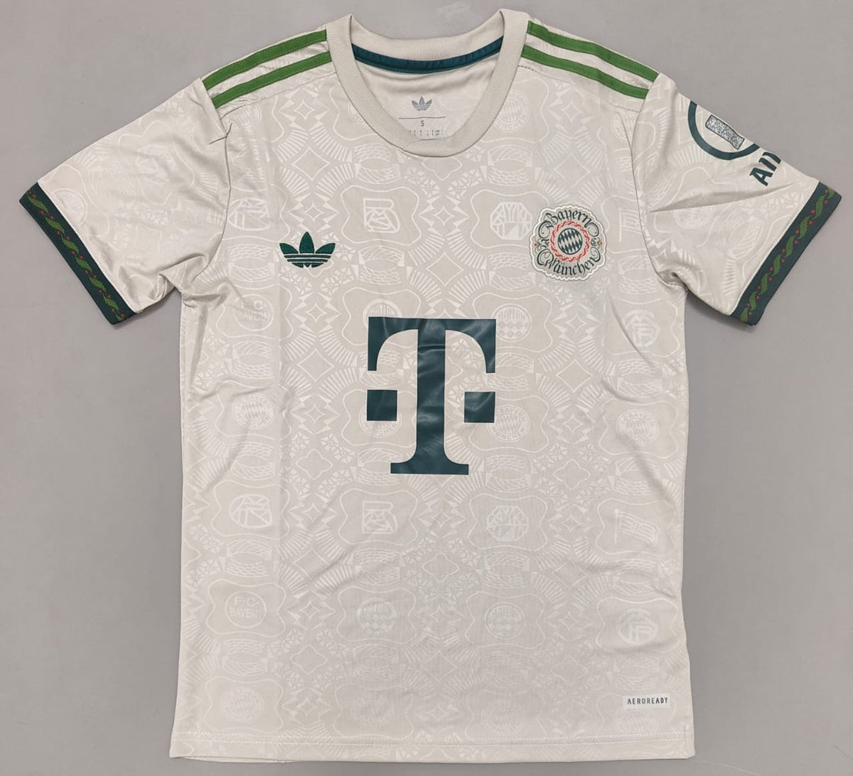 Maillot Bayern Munich Édition Spéciale 25/26 🔵